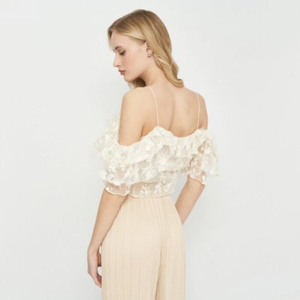 NWT Zara cream floral embroidered lace-like off-the-shoulder blouse, S